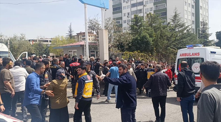 Li Mereşê karesat: Di êrîşa li ser dibistanê de 4 kesan jiyana xwe ji dest dan