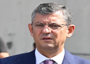 Ozgûr Ozel dîroka hilbijartinê eşkere kir: "Herî dereng cotmeha 2027an"