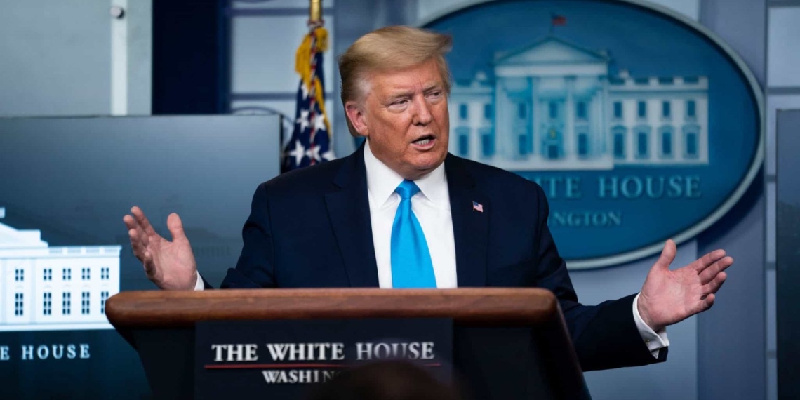 Di şîvxwarina Trump ligel rojnamevanan de teqe rû da: Êrîşker hate girtin