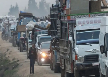 Pêngava vegerê: 1500 malbatên Ereb ji Efrînê ber bi dêrezorê ve diçin