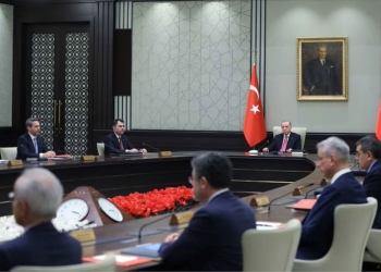 Kabîneya Tirkiyeyê li ser pêvajoya aştiyê û aloziya Hurmizê dicive