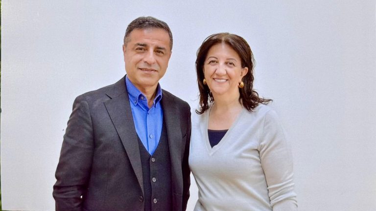 Pervin Buldan wêneyê xwe yê nû ligel Demirtaş weşand: Hişyariya "Jîriya Destçêkirî" da
