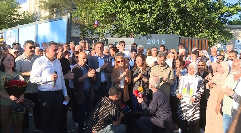 11 Sal di ser re derbas bûn: Qurbaniyên teqîna qada Îstasyonê hatin bibîranîn