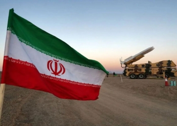 Îran hêzên leşkerî, dron û sîstemên mûşekî li ser sînorê Herêma Kurdistanê kom dike