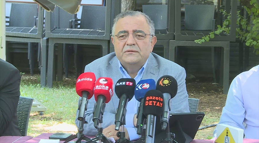 Sezgin Tanrıkulu banga yasaya çareseriyê kir: Amadekariyên veşartî pêvajoyê di xetereyê de dihêlin