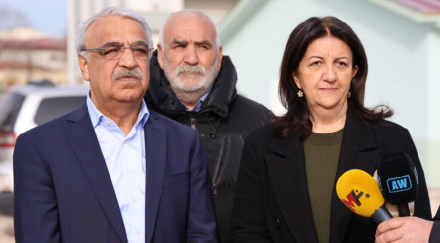 Şandeya DEM Partiyê li Enqereyê ligel Cevdet Yilmaz Civiya
