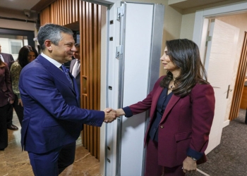 Hatîmogullari û Bakirhan bi Ozgur Ozel re civiyan